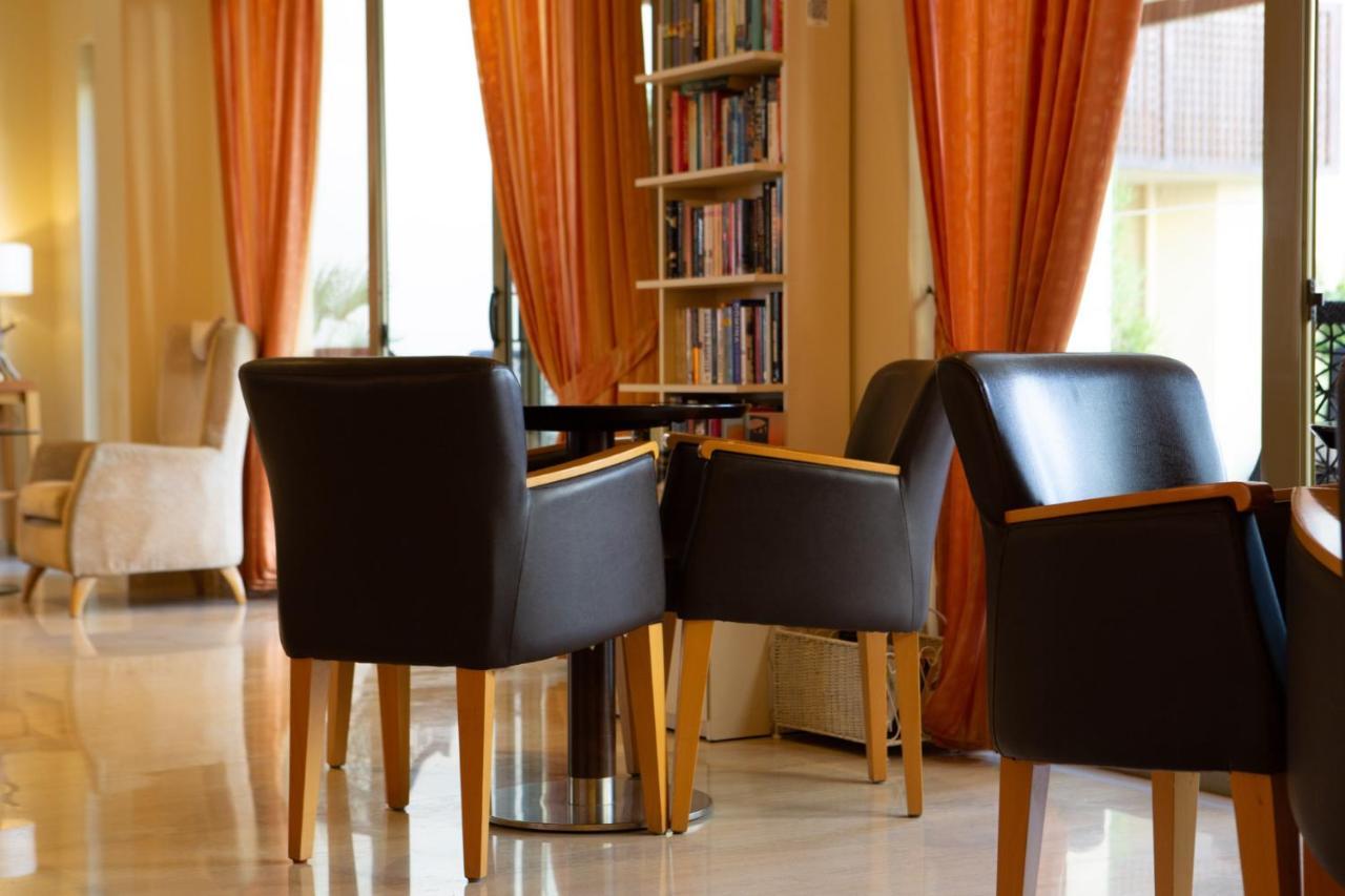 Giannoulis - Santa Marina Plaza (adults Only) אתר נופש Agia Marina